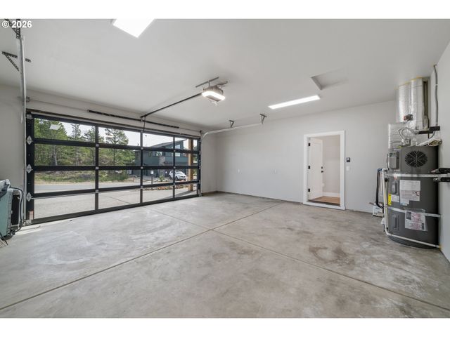 551 MEADOWS Dr, Manzanita, OR 97130