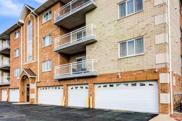 6600 W 87th Street 3SW, Burbank, IL 60459