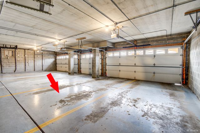 6600 W 87th Street 3SW, Burbank, IL 60459