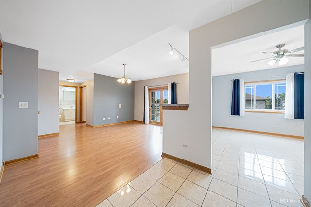 6600 W 87th Street 3SW, Burbank, IL 60459