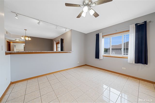 6600 W 87th Street 3SW, Burbank, IL 60459