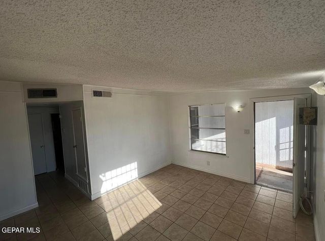 10001 CARIBOU Drive B, El Paso, TX 79924