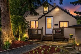 107 Ivon Drive, Clay, NY 13212