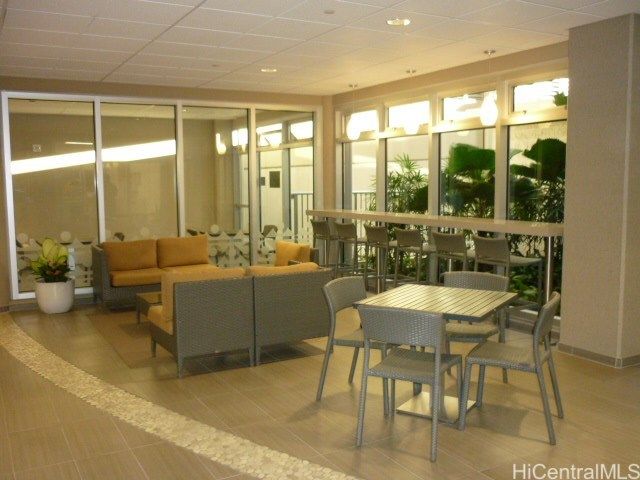 801 South Street 1705, Honolulu, HI 96813