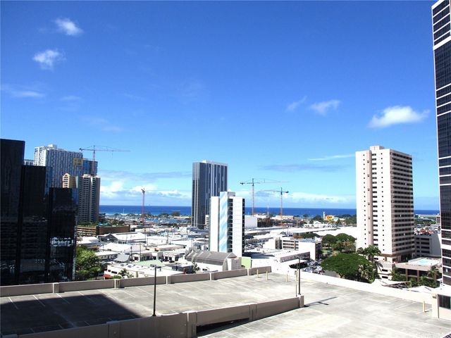 801 South Street 1705, Honolulu, HI 96813