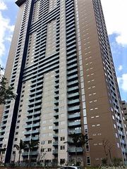 801 South Street 1705, Honolulu, HI 96813