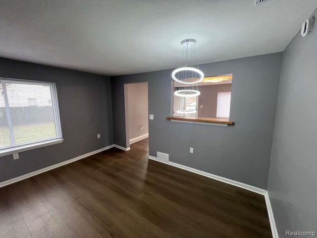 15163 Beech Daly Road, Taylor, MI 48180