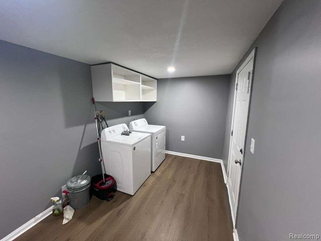 15163 Beech Daly Road, Taylor, MI 48180