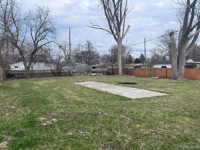 15163 Beech Daly Road, Taylor, MI 48180