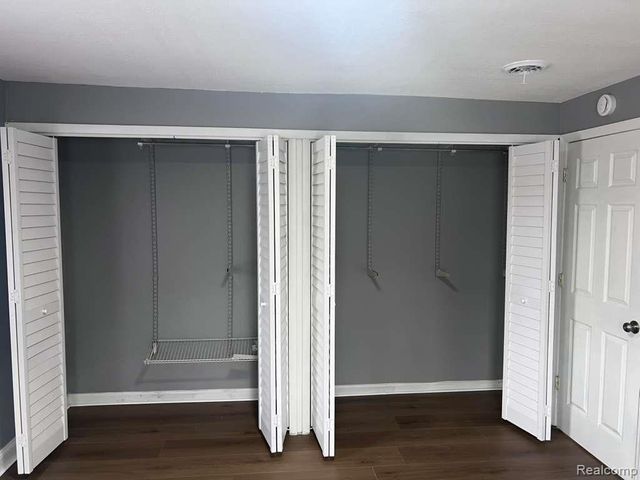 15163 Beech Daly Road, Taylor, MI 48180