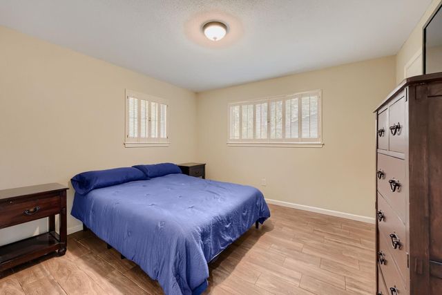 1200 Plantation Drive, Dickinson, TX 77539