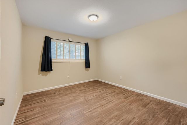 1200 Plantation Drive, Dickinson, TX 77539