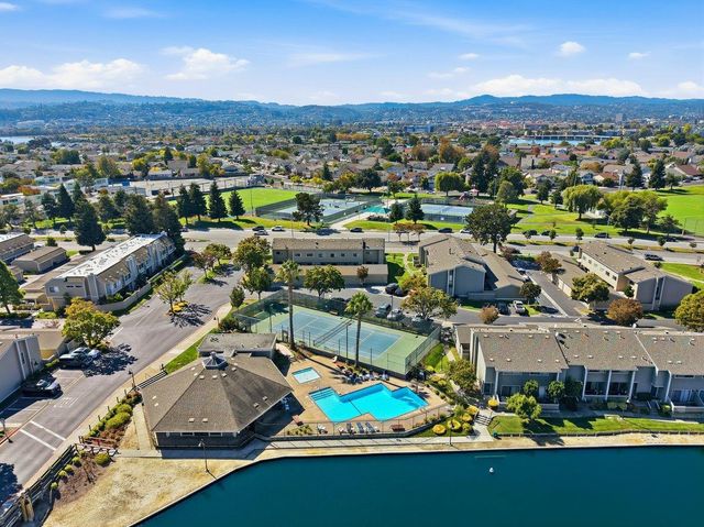 810 Andromeda Lane, Foster City, CA 94404