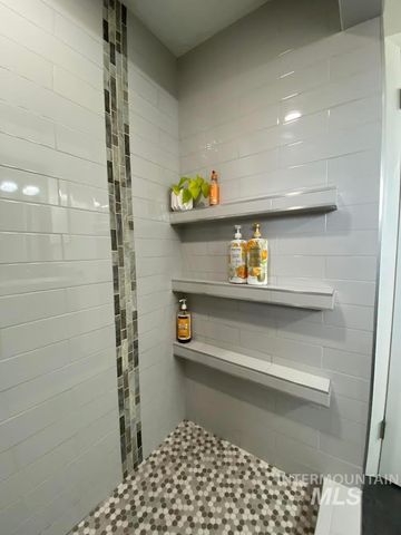 1711 6th St. S., Nampa, ID 83651