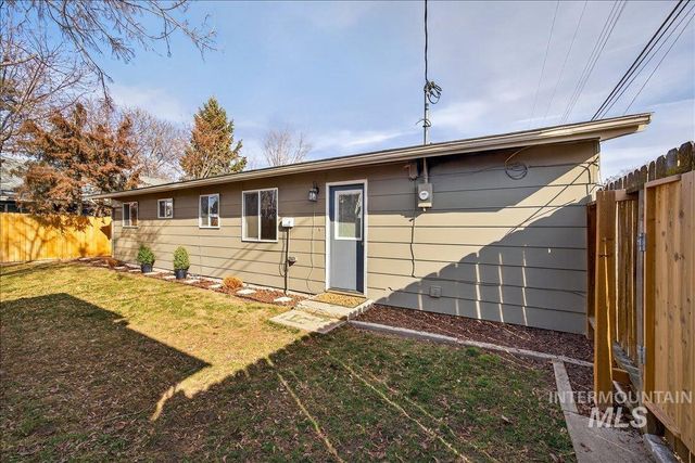 1711 6th St. S., Nampa, ID 83651