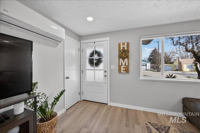 1711 6th St. S., Nampa, ID 83651