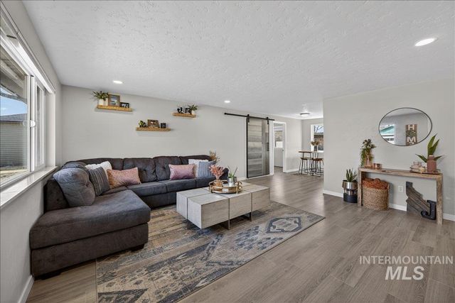 1711 6th St. S., Nampa, ID 83651