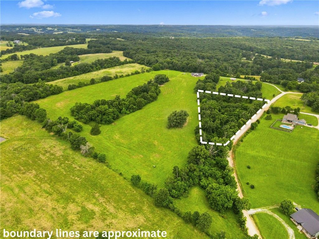 Lucas Lane, Pea Ridge, AR 72751