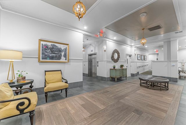 215 Washington Street 3F, Traverse City, MI 49684