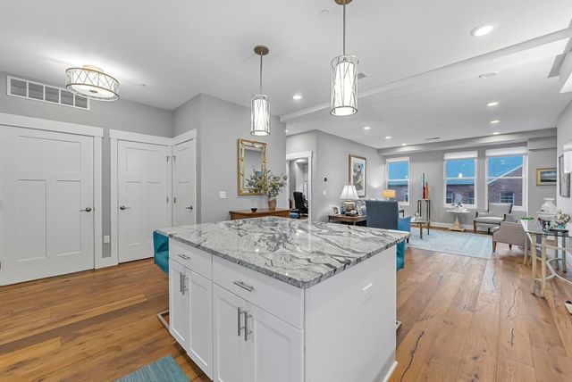 215 Washington Street 3F, Traverse City, MI 49684