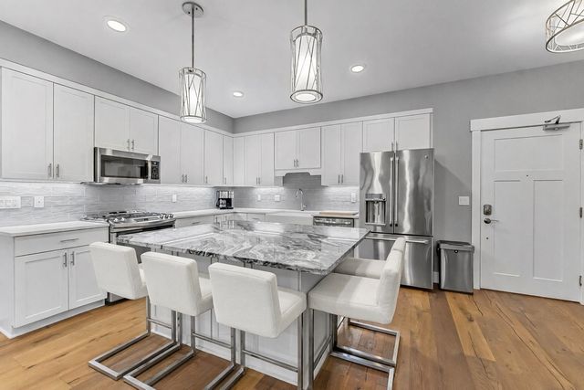 215 Washington Street 3F, Traverse City, MI 49684