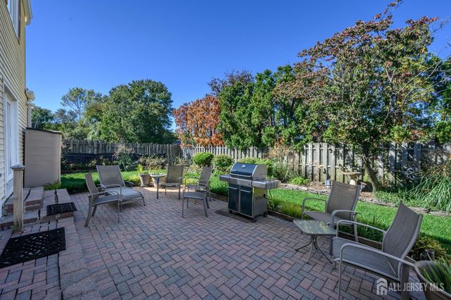 15 Carlow Way, Hazlet, NJ 07730