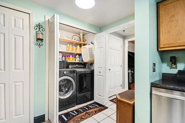 6042 E Fieldstone Hills Drive SE 11, Caledonia, MI 49316