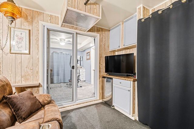 6042 E Fieldstone Hills Drive SE 11, Caledonia, MI 49316