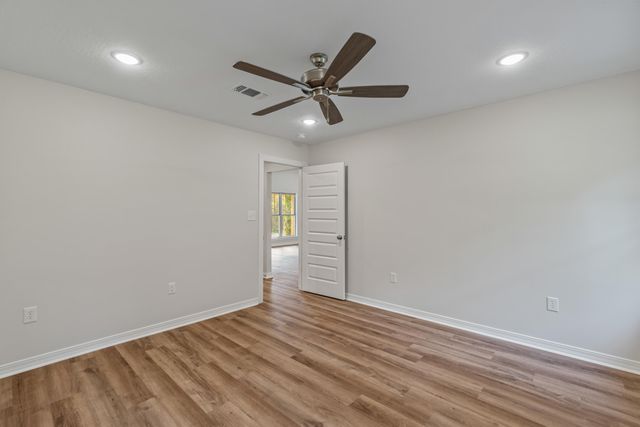 4 Front Ave., Sumrall, MS 39482