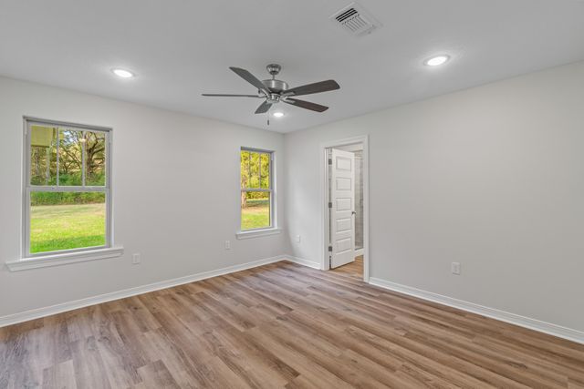 4 Front Ave., Sumrall, MS 39482