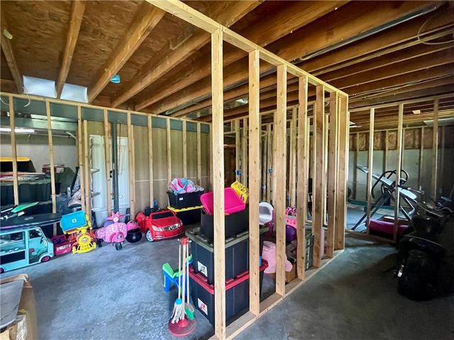 712 S Adams Street, Raymore, MO 64083