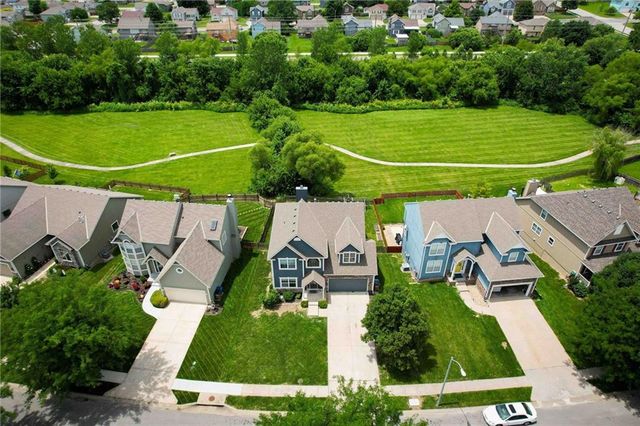 712 S Adams Street, Raymore, MO 64083