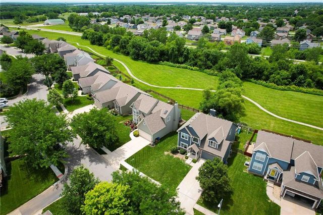 712 S Adams Street, Raymore, MO 64083