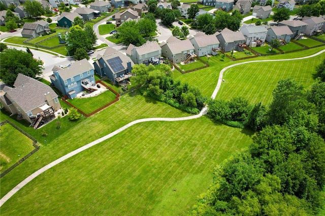 712 S Adams Street, Raymore, MO 64083