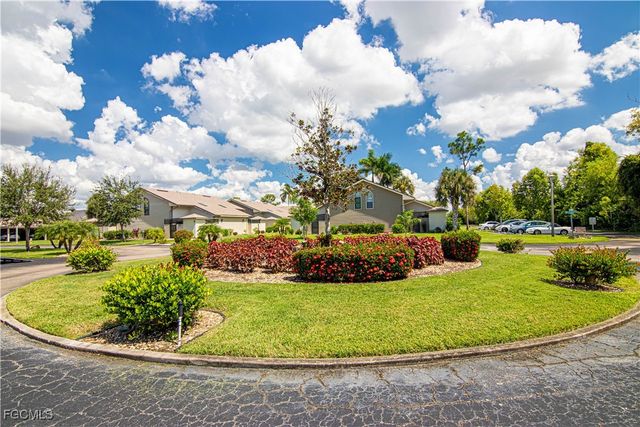 8407 S Haven LN, Fort Myers, FL 33919