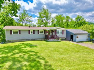 4470 Foxfire Drive, Zanesville, OH 43701