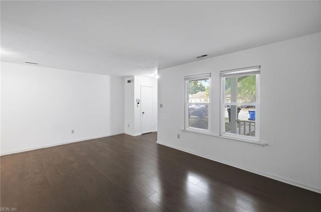 5208 Richard RD, Virginia Beach, VA 23462