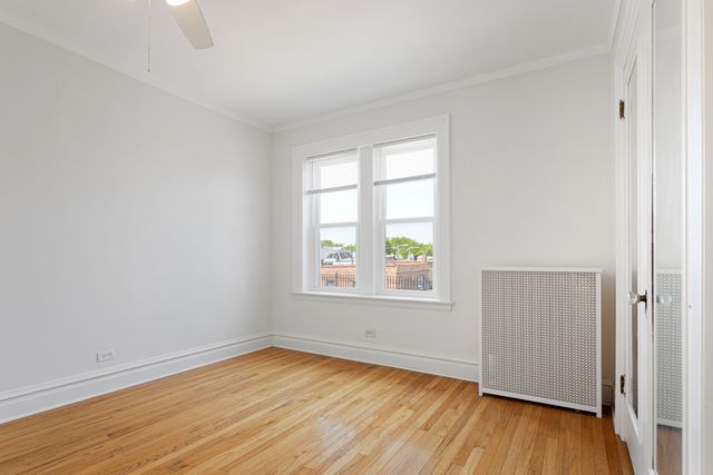 2352 N Spaulding Avenue 303, Chicago, IL 60647