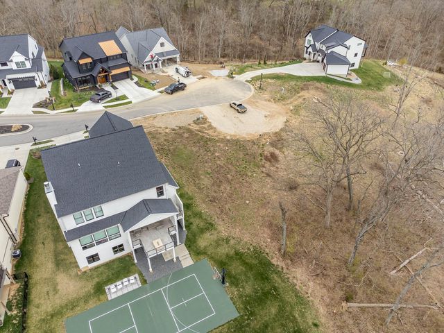 33 Floral Avenue, Fort Mitchell, KY 41017