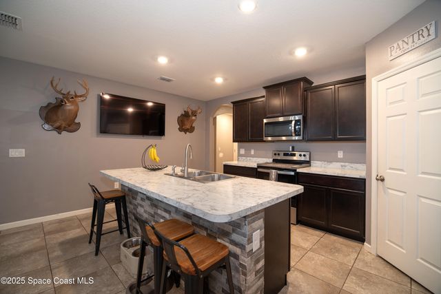 583 Octavius Road SW, Palm Bay, FL 32908