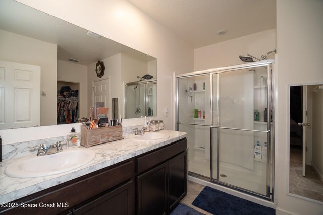 583 Octavius Road SW, Palm Bay, FL 32908