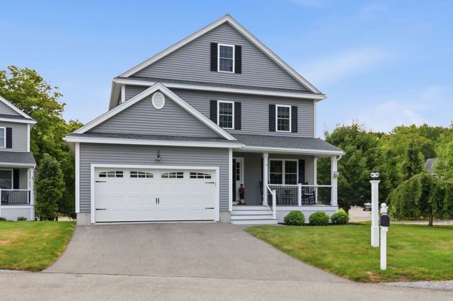 9 Comanche Cir 11, Haverhill, MA 01835