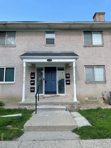 22148 Dante Street 212, Oak Park, MI 48237