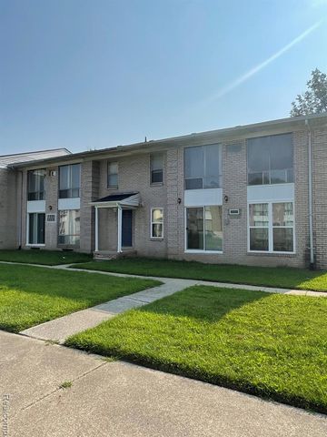 22148 Dante Street 212, Oak Park, MI 48237