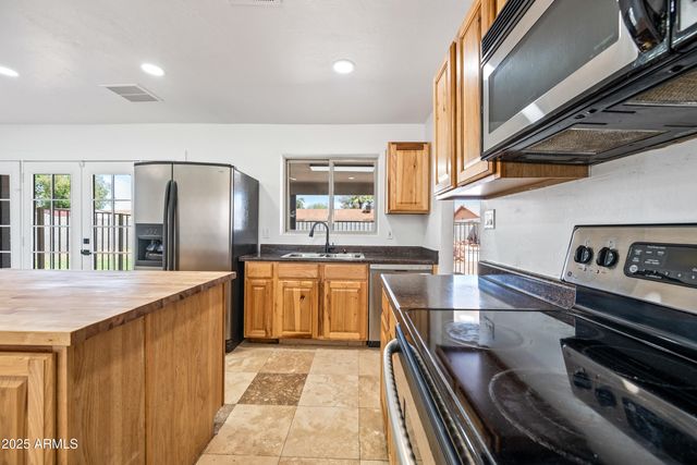 1444 W WICKIEUP Lane, Phoenix, AZ 85027