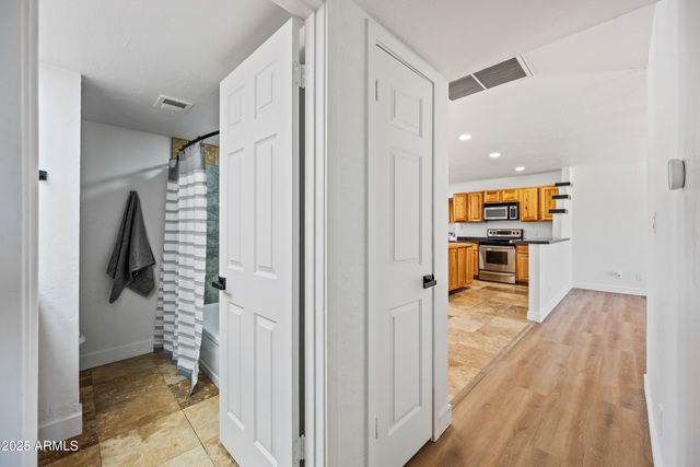 1444 W WICKIEUP Lane, Phoenix, AZ 85027