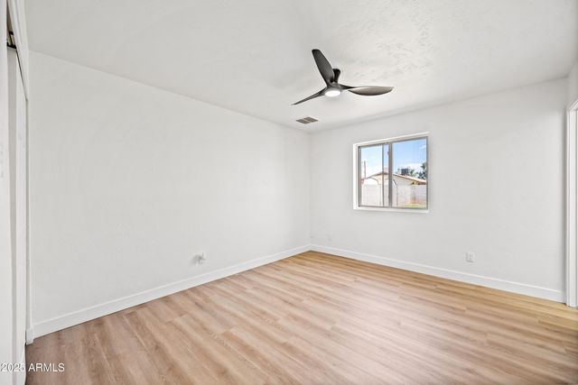 1444 W WICKIEUP Lane, Phoenix, AZ 85027