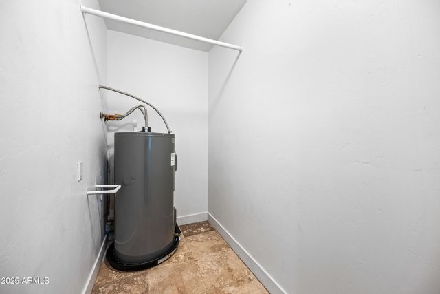 1444 W WICKIEUP Lane, Phoenix, AZ 85027