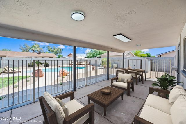 1444 W WICKIEUP Lane, Phoenix, AZ 85027