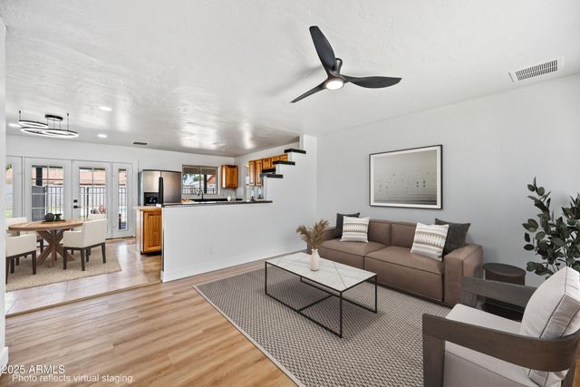 1444 W WICKIEUP Lane, Phoenix, AZ 85027